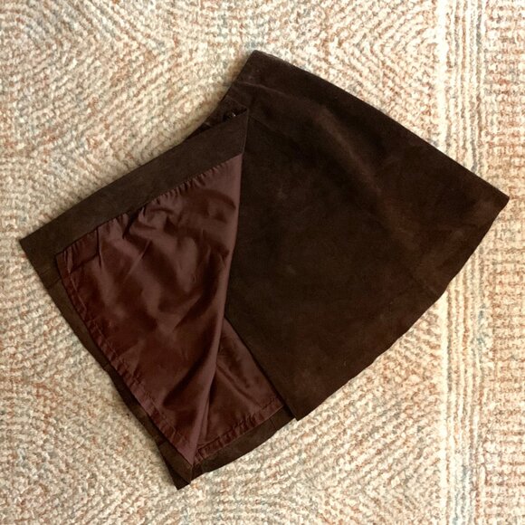 Banana Republic Genuine Leather Dark Brown Suede Wrap Skirt - Picture 2 of 6